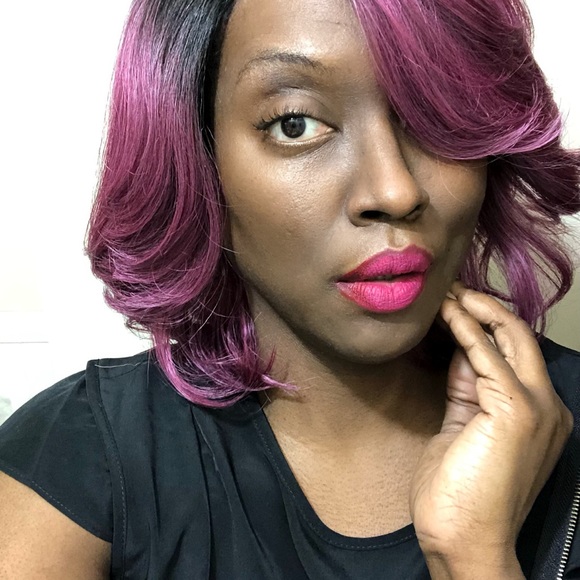 Meet Your Posher - Juanita - Picture 3 of 5